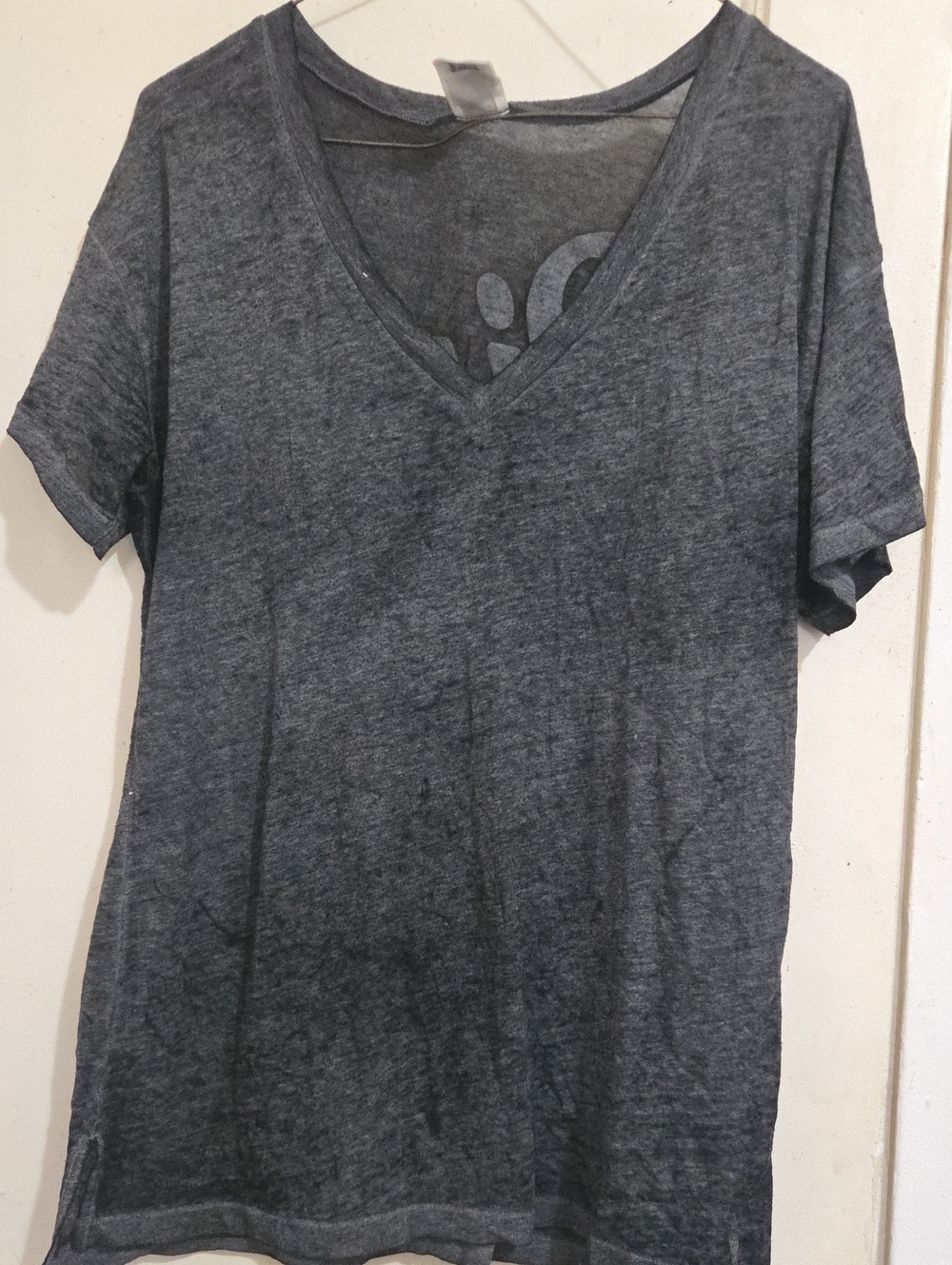 PINK Victoria's Secret Charcoal Gray V-Neck Short Sleeve Tee